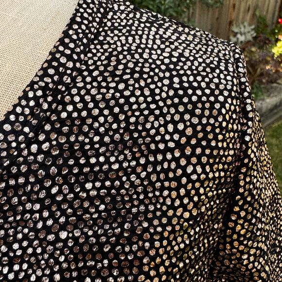 NWT Lularoe Gold Label Short Sleeve Black and Gold Polka Dots Gigi Top Size S - Picture 9 of 9